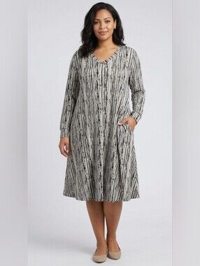 LuLaRoe Black & Cream Vertical Stripe Long Sleeve Dress